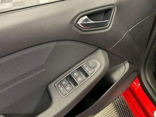 Renault Clio 1.6 – Image 14