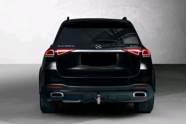 Mercedes-Benz GLE 350 4MATIC - Image 16