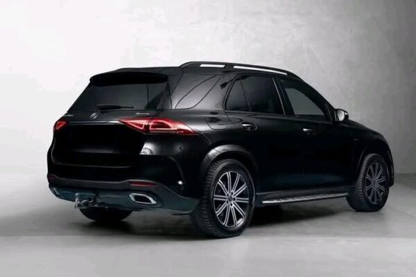 Mercedes-Benz GLE 350 4MATIC - Image 15