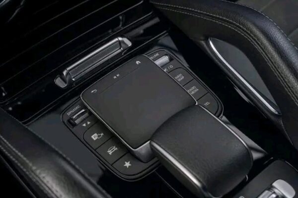 Mercedes-Benz GLE 350 4MATIC - Image 13