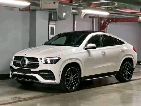 Mercedes-Benz GLE 400d Coupé - Image 3