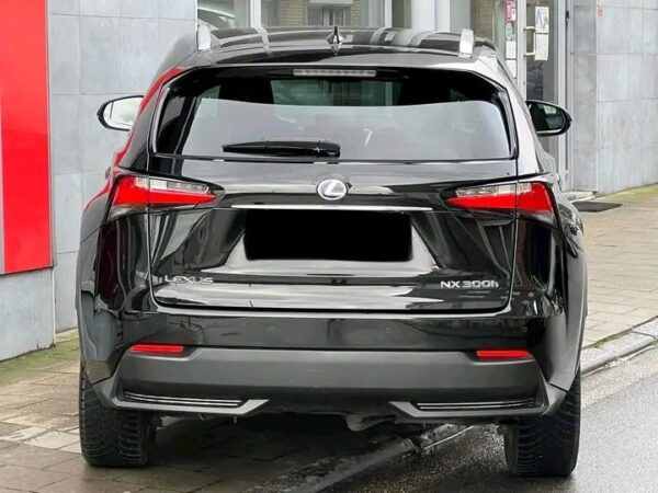 Lexus NX 300h Hybrid F-Sport – Image 27