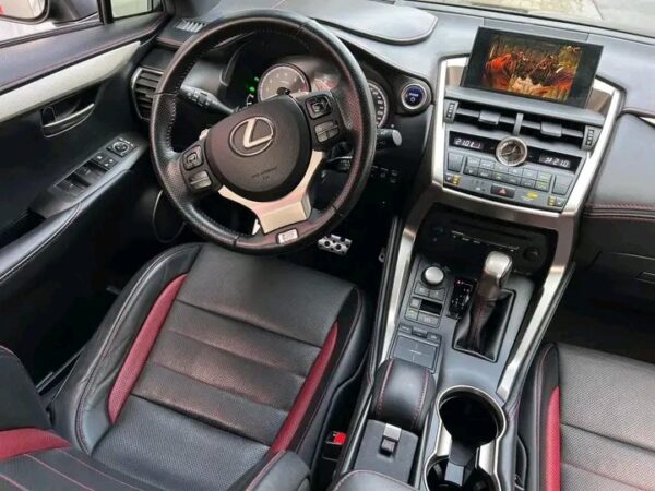 Lexus NX 300h Hybrid F-Sport – Image 14