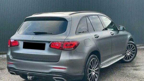 Mercedes-Benz GLC 300d 4M AMG Diesel - Image 13