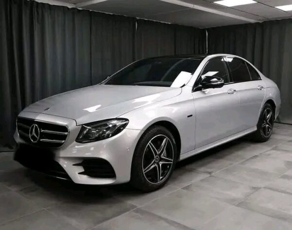Mercedes-Benz E 300 by G-tronic - Image 2