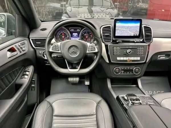 MERCEDES-BENZ GLE 350d Coupé AMG - Image 4