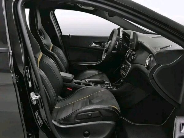 Mercedes-Benz GLA AMG 45/2.0 - Image 12