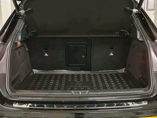 Mercedes-Benz GLA AMG 45/2.0 - Image 15