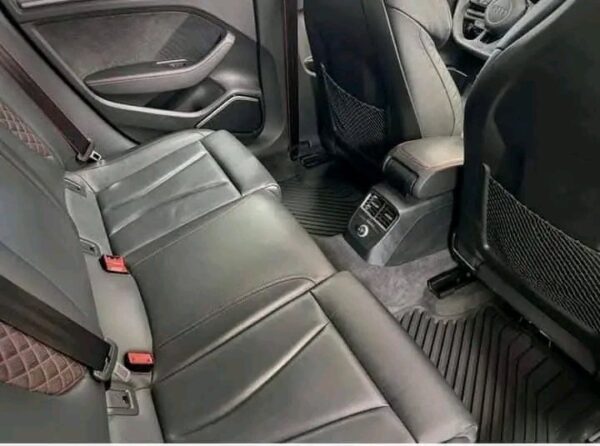 Audi RS3 Sportback 2.5 – Image 17
