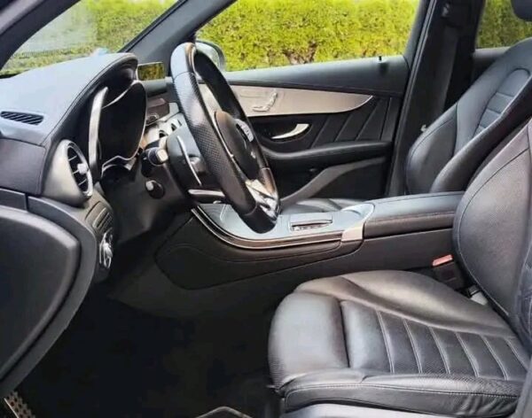 Mercedes-Benz GLC 3.0 390HP AMG - Image 9