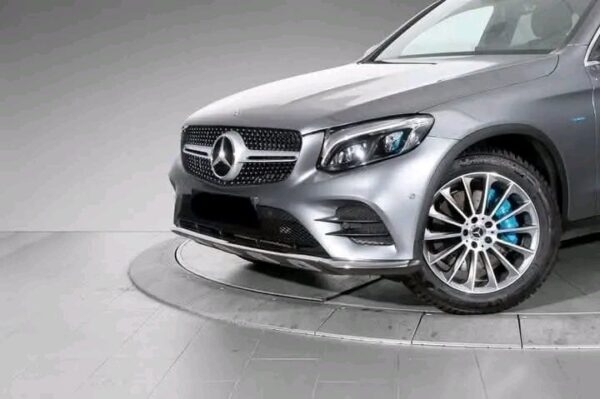Mercedes-Benz GLC Coupe 350e 4Matic - Image 3