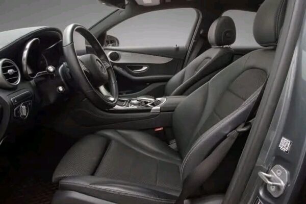 Mercedes-Benz GLC Coupe 350e 4Matic - Image 24