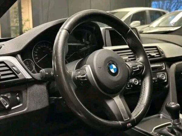 BMW 3 Series 318D / xDrive / M-sport – Image 4
