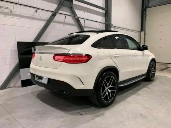 Mercedes Gle Coupe 450 Amg - Image 13
