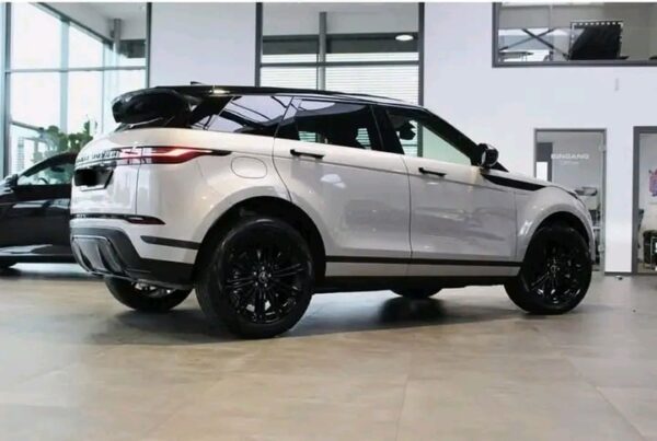 Land Rover RANGE ROVER EVOQUE D165 AWD S BLACK-PAKET – Image 12