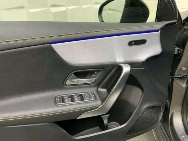 Mercedes-Benz A-Class 1.3 / A 200 / AMG / Edition / Widescreen - Image 4