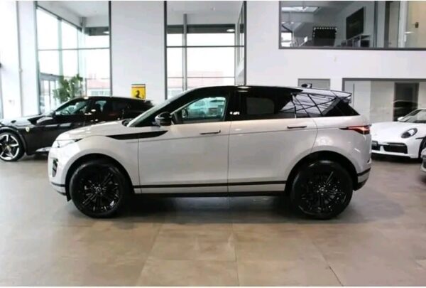 Land Rover RANGE ROVER EVOQUE D165 AWD S BLACK-PAKET – Image 11