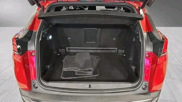Peugeot 3008 GT Line 1.6 BlueHDi Towbar, Carplay – Image 4
