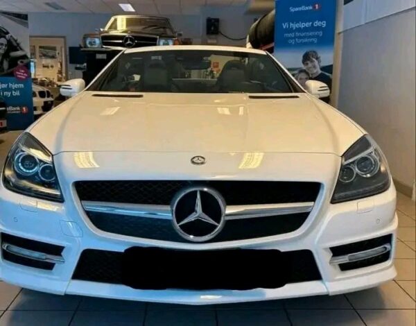 Mercedes-Benz SLK 350 V6 AMG