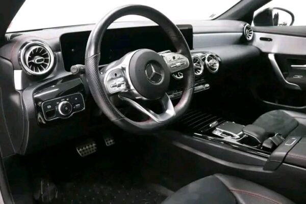 Mercedes-Benz CLA - Image 18