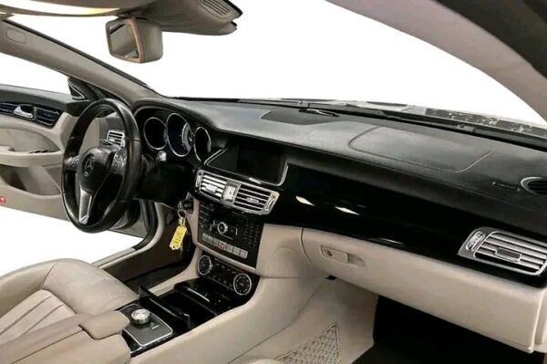 Mercedes-Benz CLS - Image 6