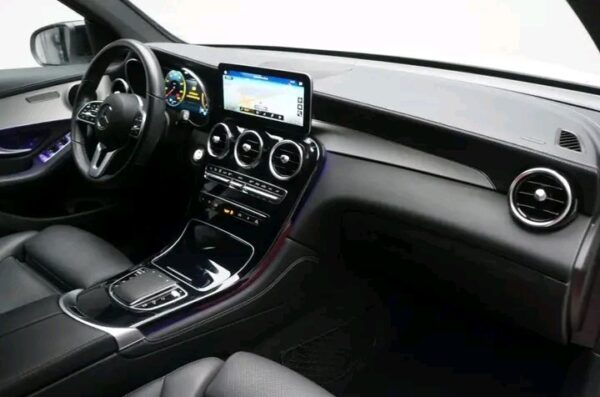 Mercedes-Benz GLC 220 d 4Matic - Image 15