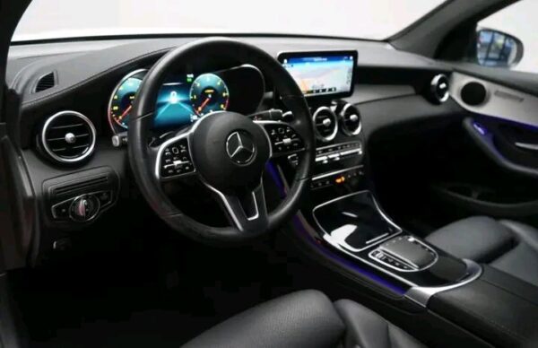 Mercedes-Benz GLC 220 d 4Matic - Image 8