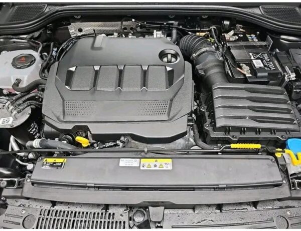 Volkswagen GOLF – Image 11