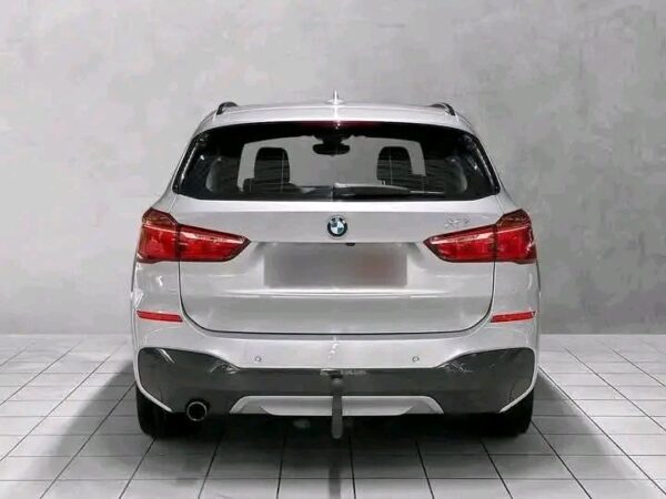 BMW X1 XDRIVE18D - Image 9