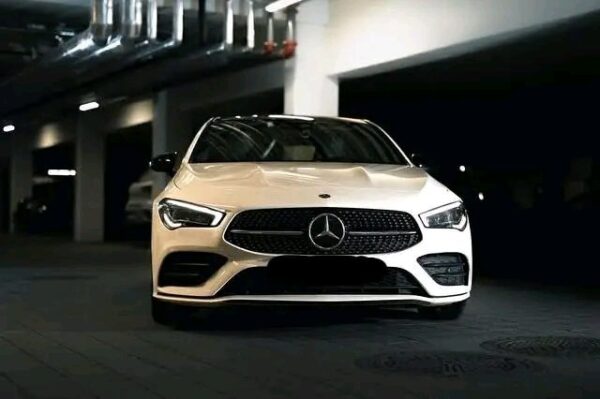 Mercedes-Benz CLA 180 AMG - Image 2