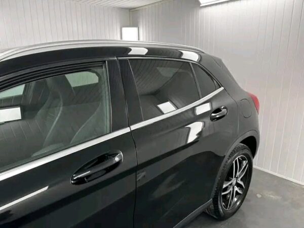 Mercedes-Benz GLA 220d Bi-Xenon - Image 28