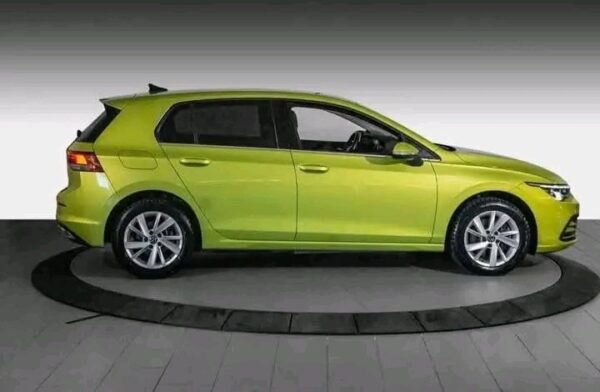 Volkswagen Golf – Image 4