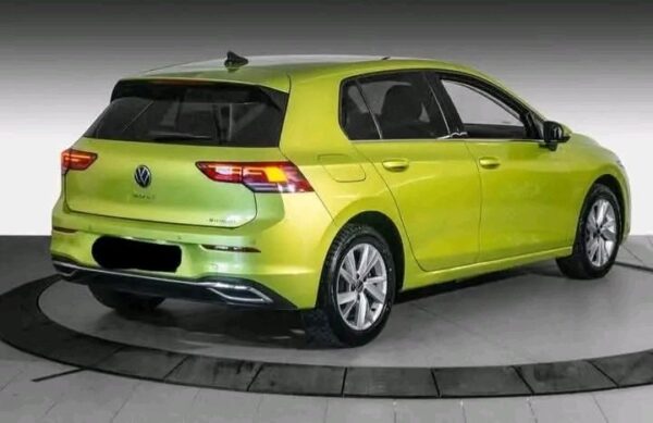 Volkswagen Golf – Image 18