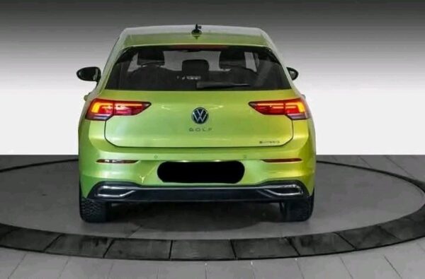 Volkswagen Golf – Image 20