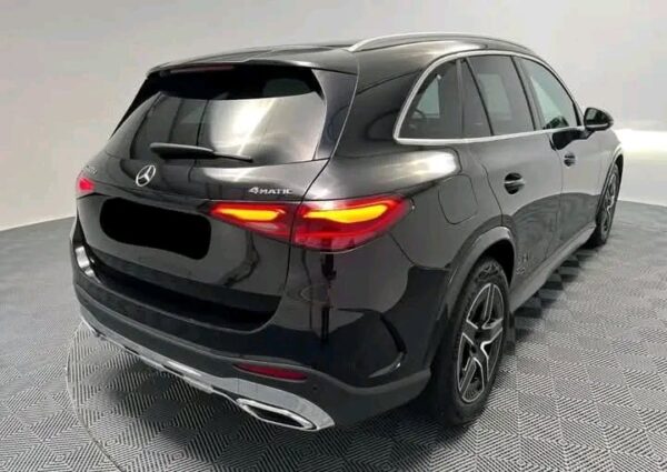 Mercedes-Benz GLC 2.0 - Image 29