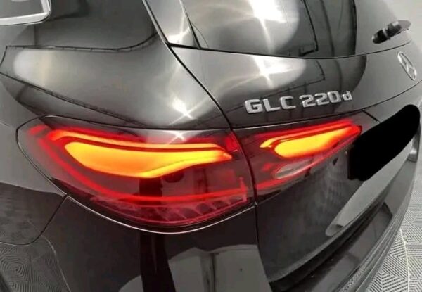 Mercedes-Benz GLC 2.0 - Image 25