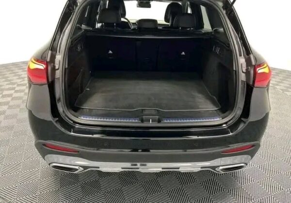 Mercedes-Benz GLC 2.0 - Image 24
