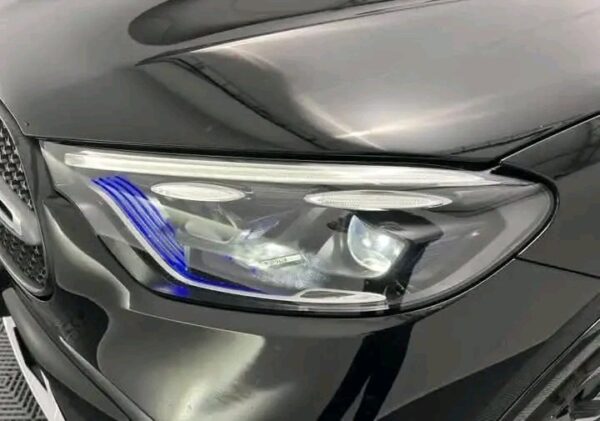 Mercedes-Benz GLC 2.0 - Image 17