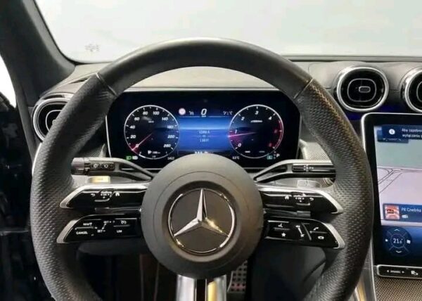 Mercedes-Benz GLC 2.0 - Image 12