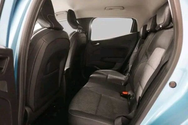 Renault Clio Clio – Image 9