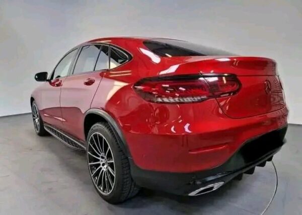 Mercedes-Benz GLC 
 Coupe 220 d 4-Matic - Image 2