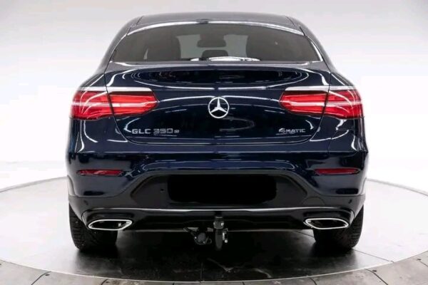 Mercedes-Benz GLC - Image 19