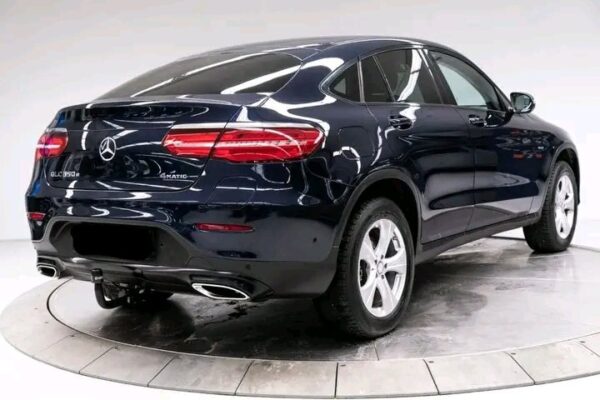 Mercedes-Benz GLC - Image 17