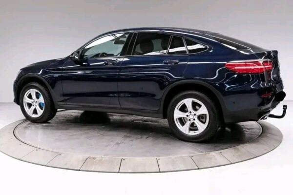 Mercedes-Benz GLC - Image 18