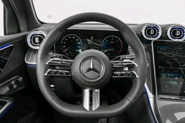 Mercedes-Benz GLC - Image 16