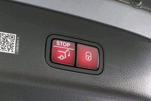 Mercedes-Benz GLC - Image 22