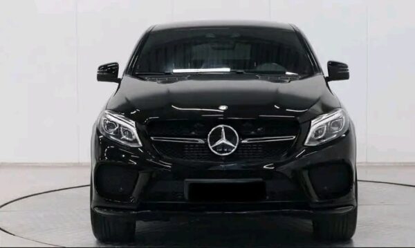 Mercedes-Benz GLE
COUPE 350d