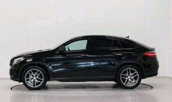 Mercedes-Benz GLE
COUPE 350d - Image 14