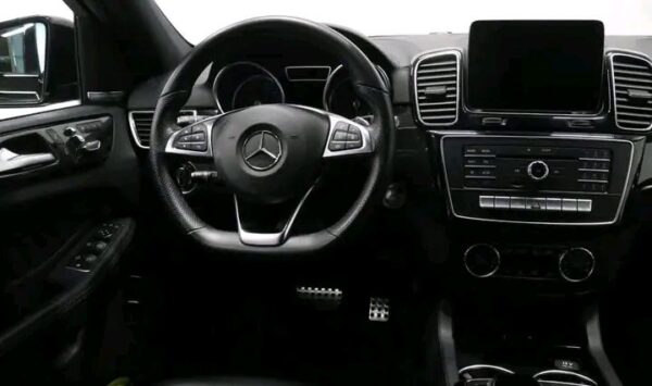 Mercedes-Benz GLE
COUPE 350d - Image 7