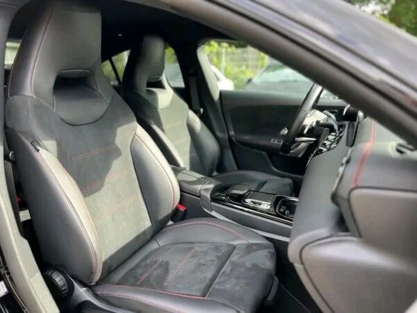 Mercedes-Benz CLA 200d*AMG-LINE - Image 12